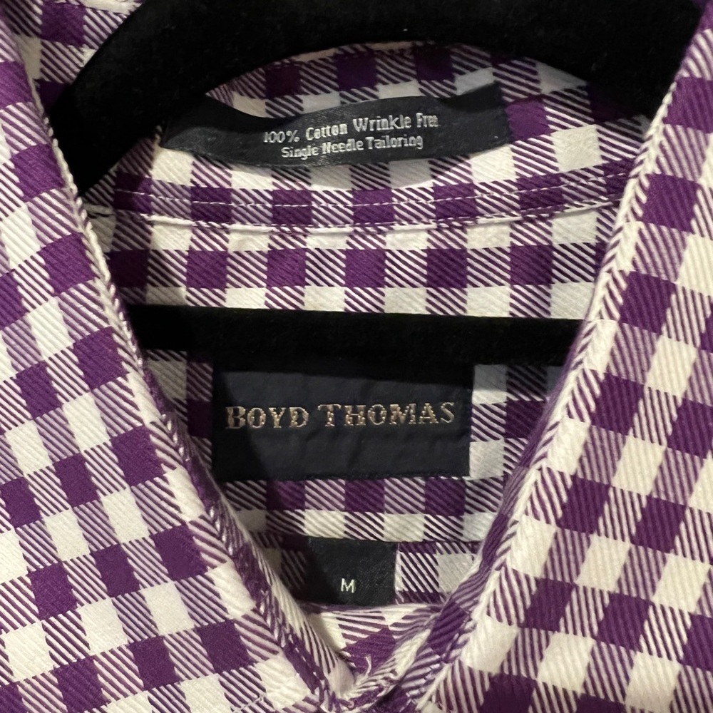 Lightly worn, button down - Picture 4 of 5